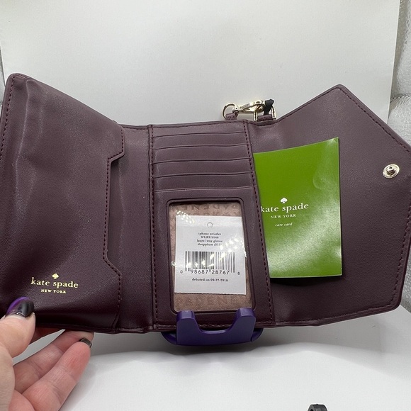 Kate Spade Sparkling Maroon Wristlet NWT - Picture 5 of 5